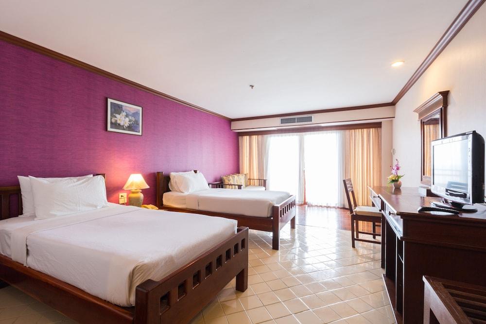 Royal Phala Cliff Beach Resort Ban Chang  Esterno foto