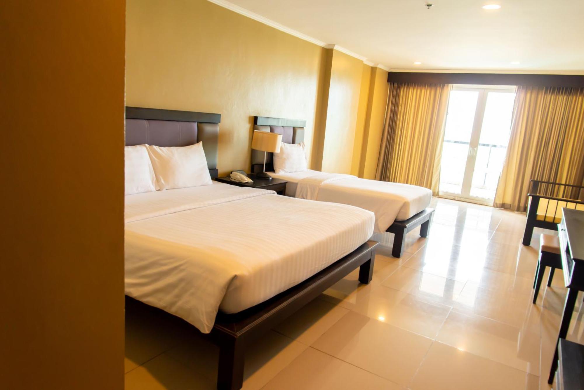 Royal Phala Cliff Beach Resort Ban Chang  Esterno foto