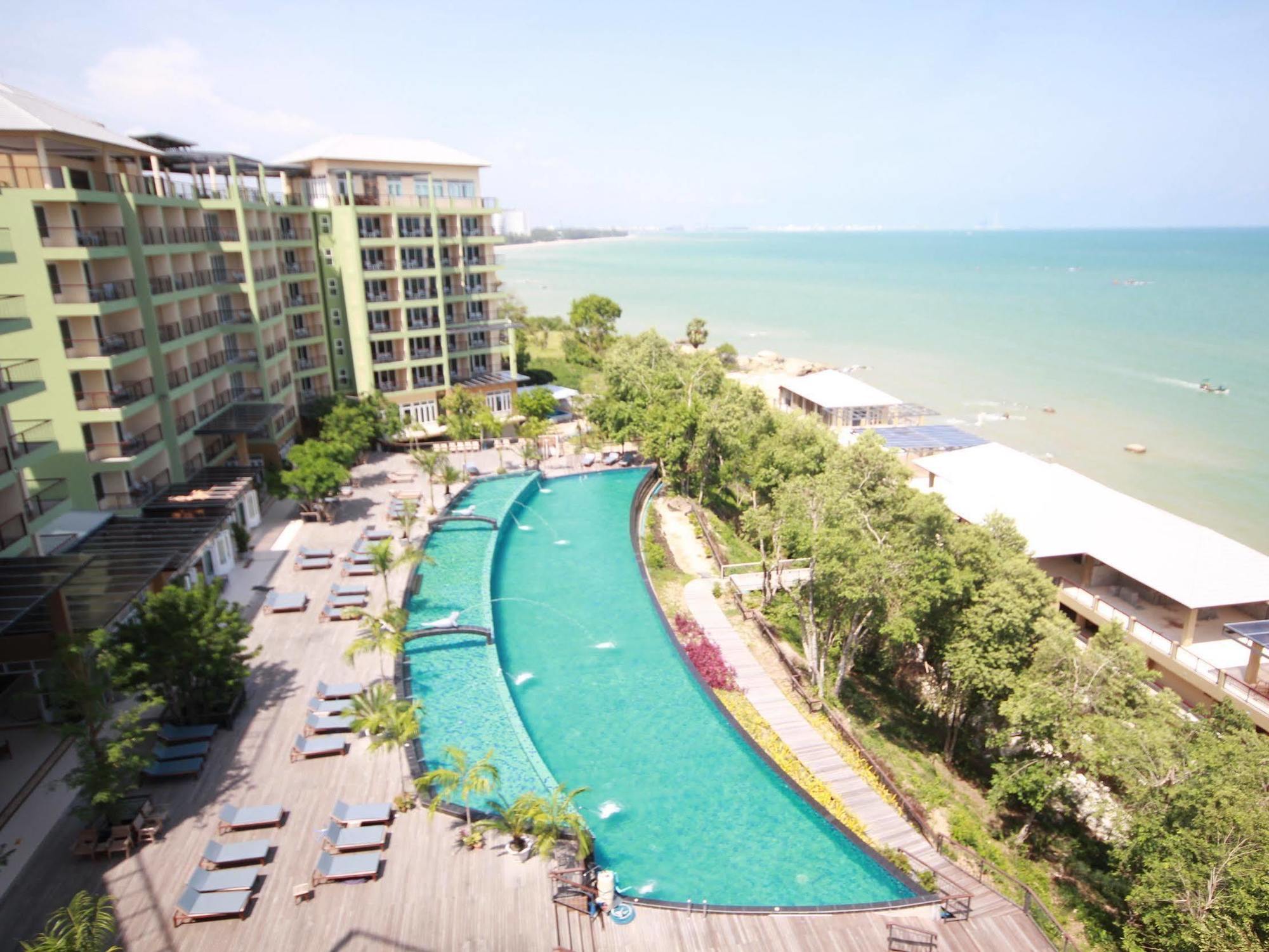 Royal Phala Cliff Beach Resort Ban Chang  Esterno foto